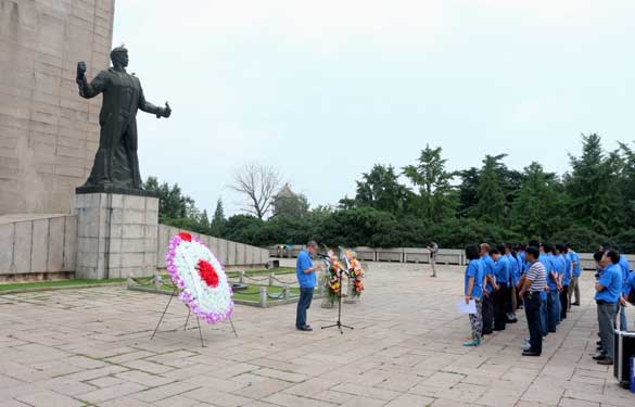 尊龙凯时人生就是搏党委组织党员同志开展南京红色之旅